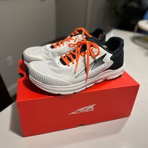Altra Torin 5 Men’s Size 10.5